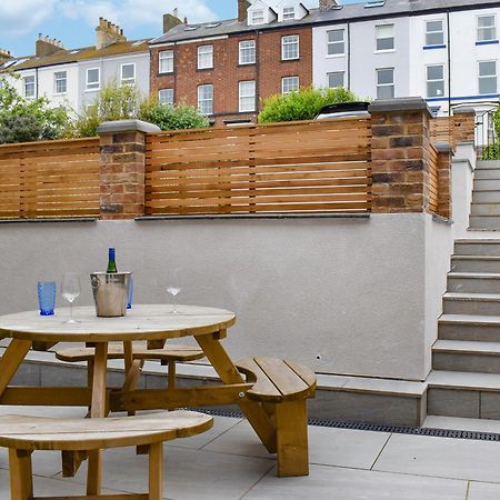 Вилла Uk41640 - Cleveland House Уитби Номер фото
